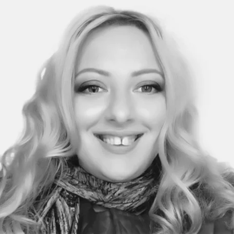 Olga ADAM sanatçı portresi