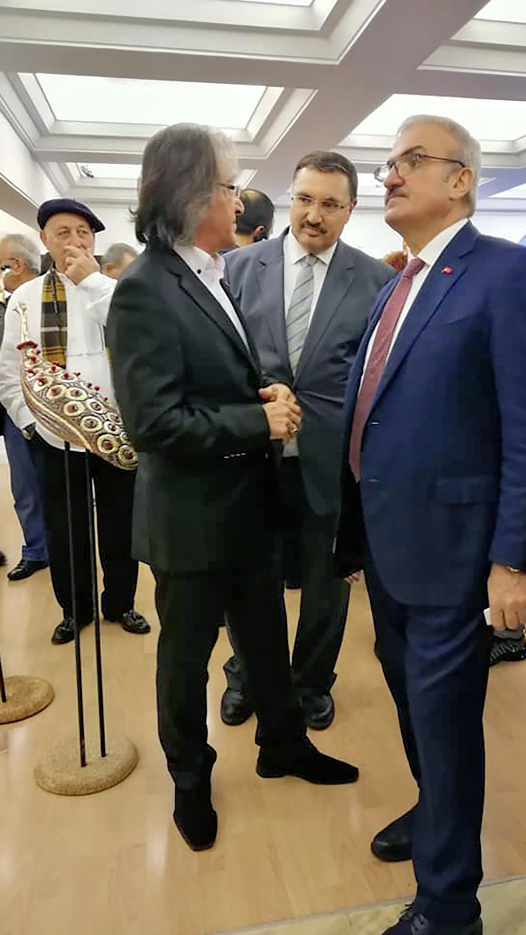 #137 | “İZ” Resim & Seramik Sergisi